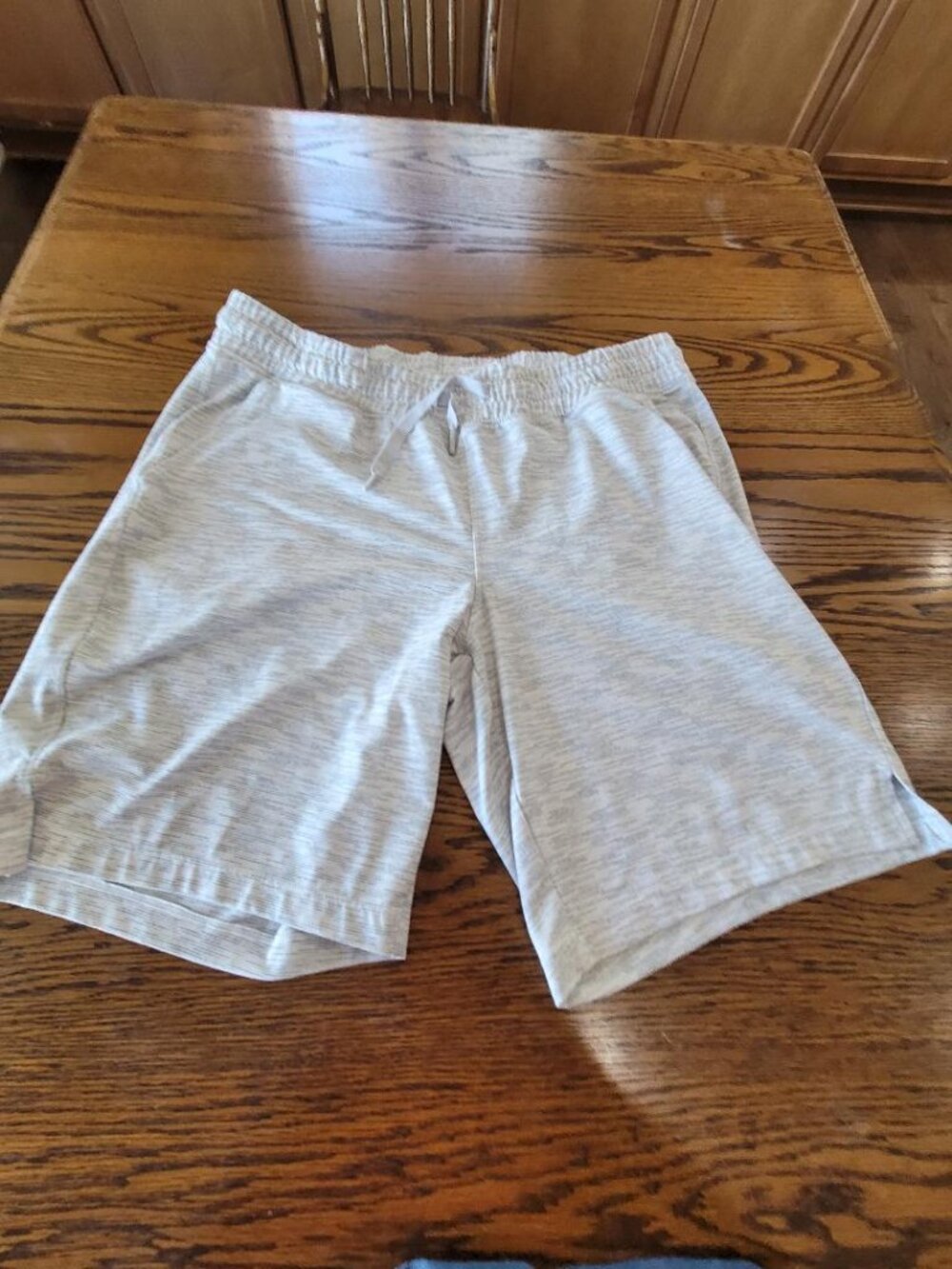 Mondetta's Women's Shorts, Size Large - Picture 2 of 8